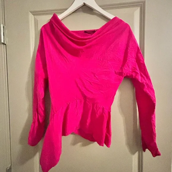 Designer Josie Natori Vibrant Pink Women's Top - Picture 4 of 4
